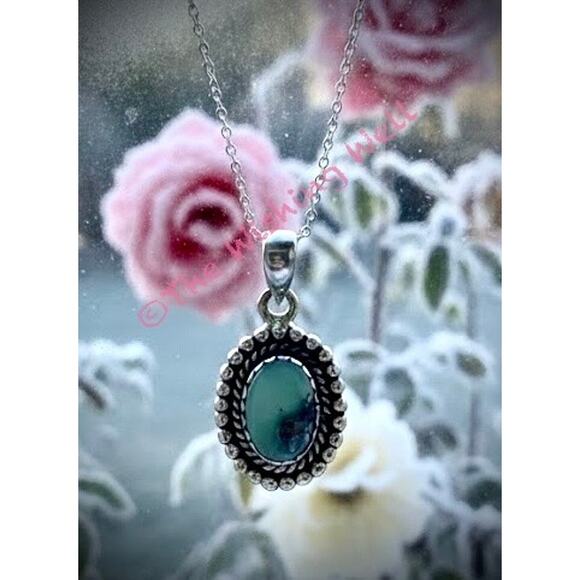 Oval Sonoran Gold Rope Design Pendant & Free Chain 16” - Picture 3 of 4